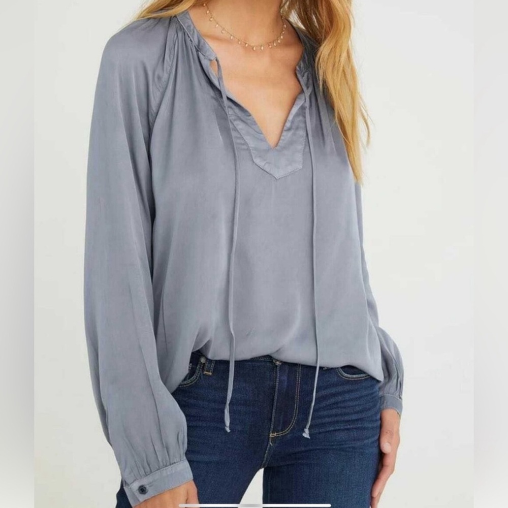 Philosophy Republic Clothing Women's Blouse M Classic Blue Long Sleeve